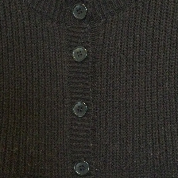 Large women’s cable knit black cardigan - Picture 5 of 5